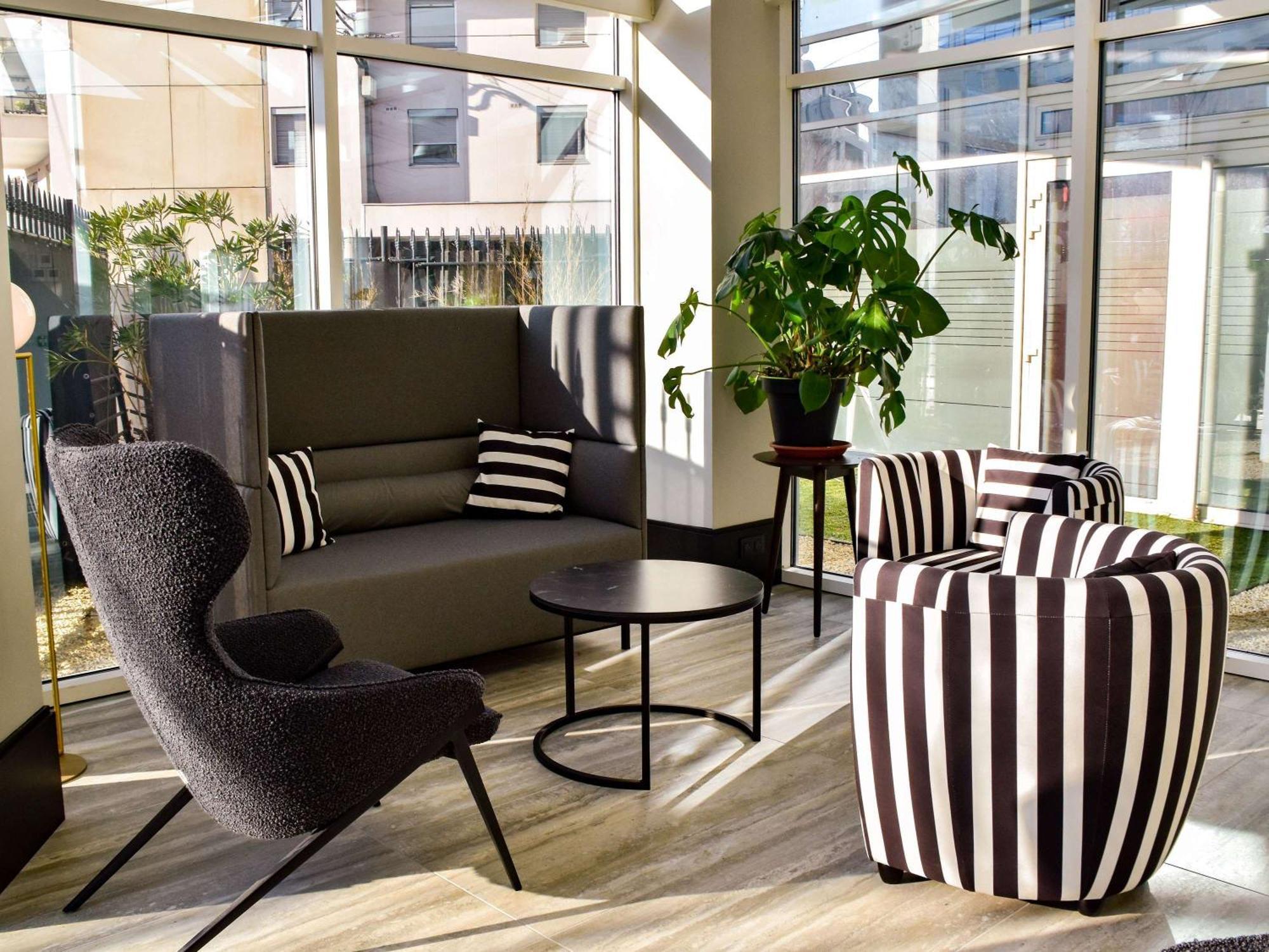 Hotel Mercure Lyon Centre Charpennes Villeurbanne Zewnętrze zdjęcie